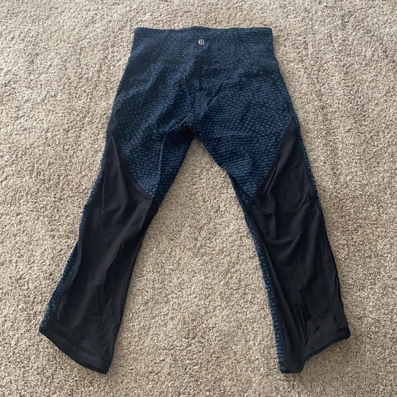 Lululemon leggings - Picture 4 of 4